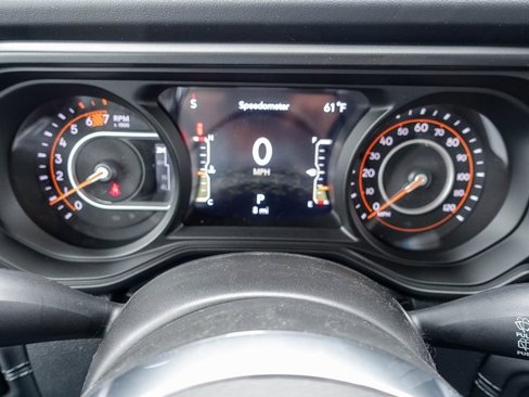 New 2025 Jeep Wrangler Sahara image 24