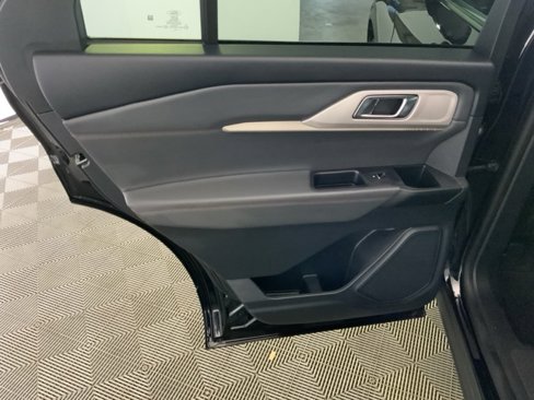 New 2025 Ford Explorer Active w/ Active Comfort Package image 34