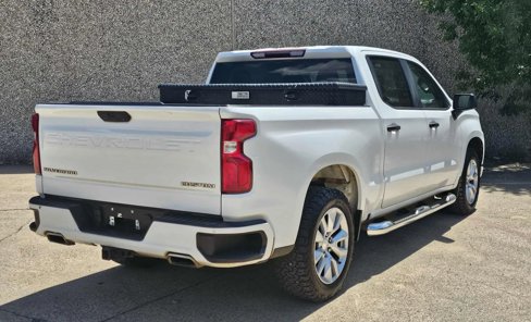Used 2020 Chevrolet Silverado 1500 Custom w/ Custom Value Package image 3