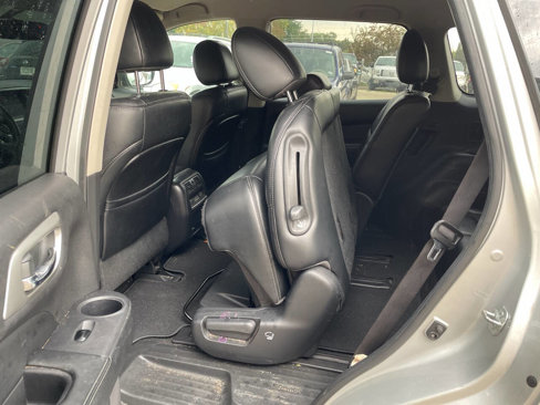 Used 2017 Nissan Pathfinder SL image 14