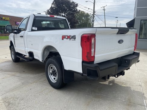 New 2026 Ford F250 4x4 Regular Cab Super Duty image 6