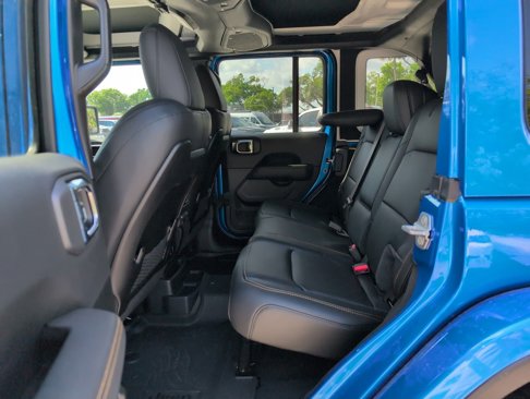 New 2025 Jeep Wrangler Unlimited Rubicon 392 image 25