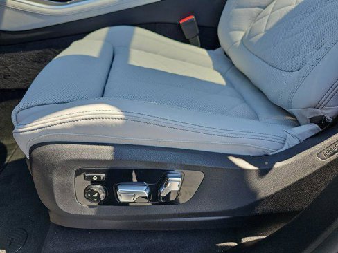 New 2026 BMW X5 sDrive40i image 31