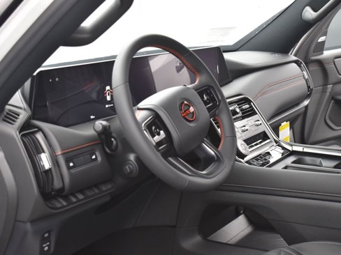 New 2026 Nissan Armada PRO-4X w/ Captain's Chari Seat Package image 7