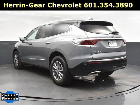 Used 2024 Buick Enclave Premium image 5