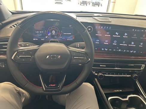 New 2026 Chevrolet Traverse RS w/ LPO, Floor Liner Package image 20