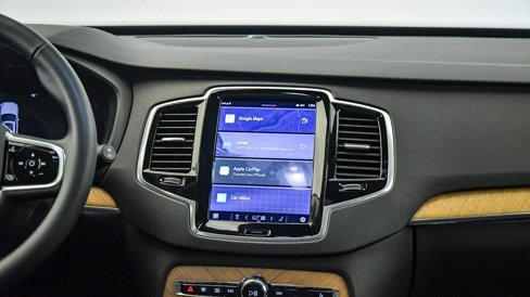 Certified 2025 Volvo XC90 B6 Plus image 14