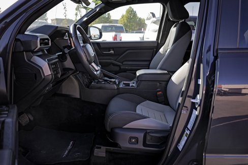 Used 2024 Toyota Tacoma TRD Off-Road image 18