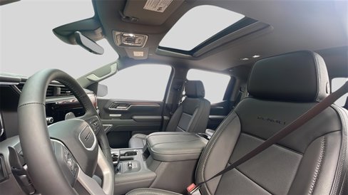 New 2026 GMC Sierra 1500 Denali w/ Technology Package image 17