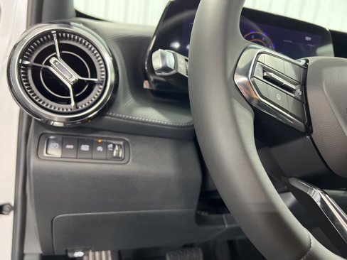 New 2026 Chevrolet Equinox LT w/ Convenience Package II image 33