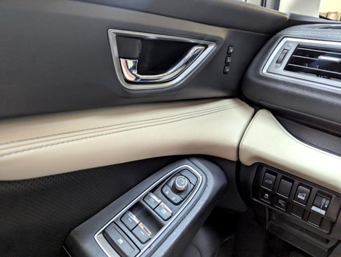 Used 2019 Subaru Ascent Limited w/ Popular Package #2 image 18