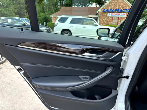 Used 2019 BMW 530i xDrive w/ Luxury Seating Package image 21