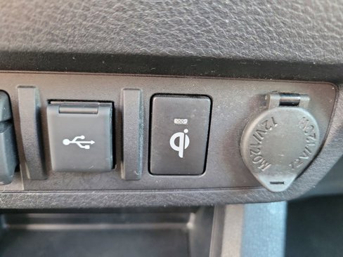 Used 2023 Toyota Tacoma TRD Off-Road image 21