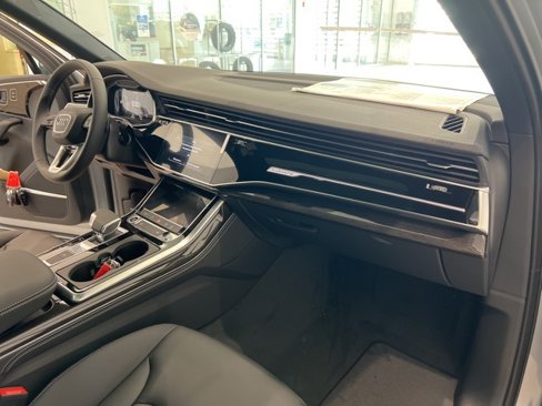 New 2025 Audi Q7 3.0T Premium Plus image 24