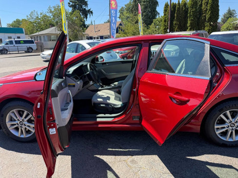 Used 2017 Hyundai Sonata SE image 13