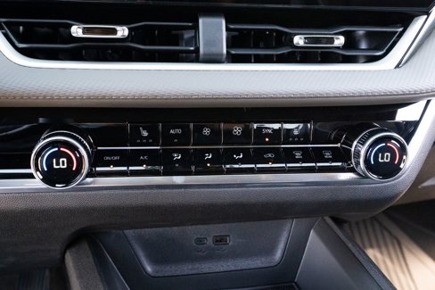 New 2026 Chevrolet Equinox LT w/ Convenience Package II image 27