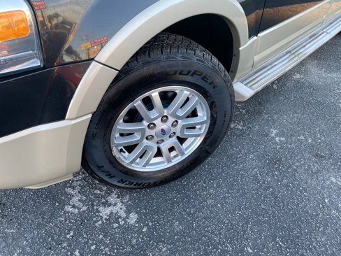 Used 2010 Ford Expedition EL Eddie Bauer image 19