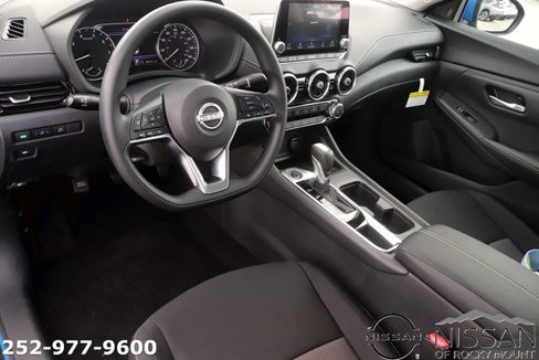 New 2025 Nissan Sentra SV image 11
