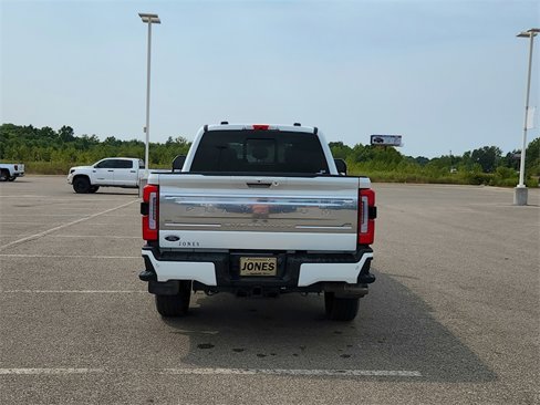 Used 2024 Ford F250 Platinum image 14