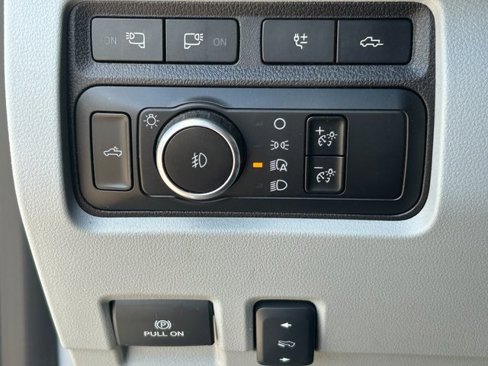 Used 2024 Ford F350 Limited w/ FX4 Off-Road Package image 22