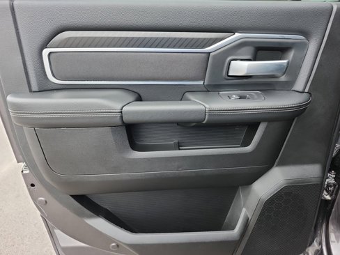 New 2025 RAM 2500 Big Horn image 34