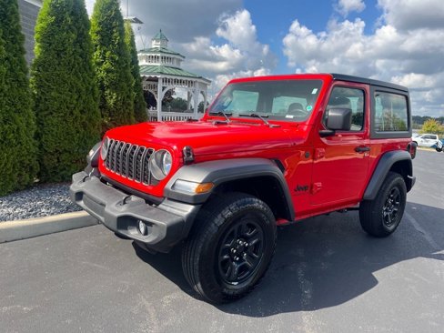 Used 2025 Jeep Wrangler Sport image 2