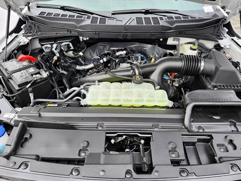 New 2025 Ford F150 XLT w/ Equipment Group 301A Standard image 17