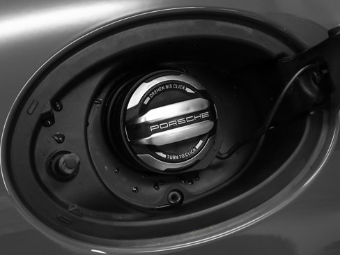 Certified 2025 Porsche 911 Carrera image 15