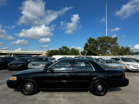 Used 2011 Ford Crown Victoria Police Interceptor w/ Radio Suppression Pkg image 2