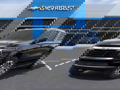New 2025 Chevrolet Suburban LS image 6