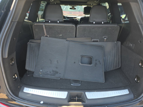Used 2024 Cadillac XT6 Luxury w/ LPO, Floor Liner Package image 15