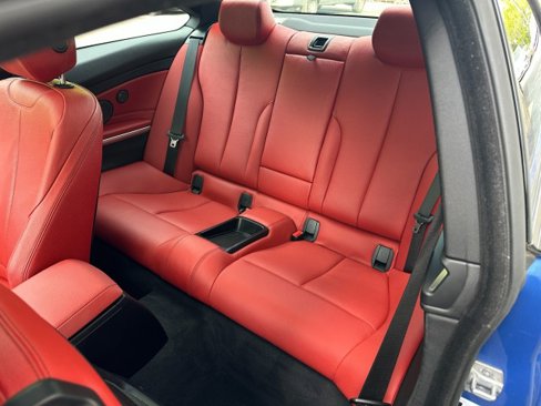 Used 2020 BMW 440i xDrive Coupe w/ M Sport Package image 9