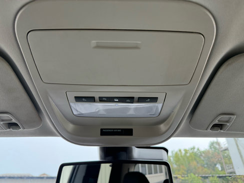 Used 2022 Chevrolet Colorado LT w/ Fleet Safety Package image 18
