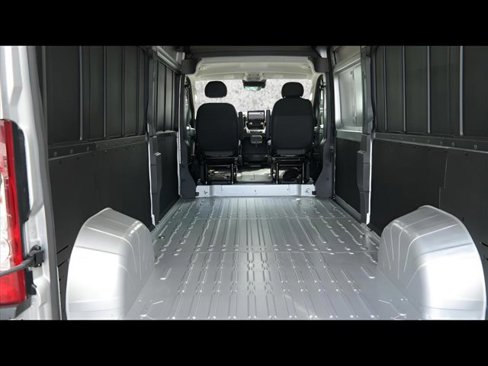 New 2024 RAM ProMaster 2500 w/ Quick Order Package 22H SLT+ image 8