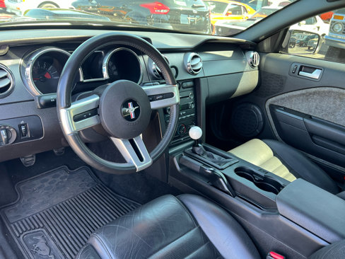 Used 2009 Ford Mustang GT Premium image 9