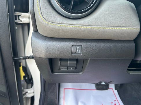New 2026 Chevrolet Colorado ZR2 w/ Technology Package image 13