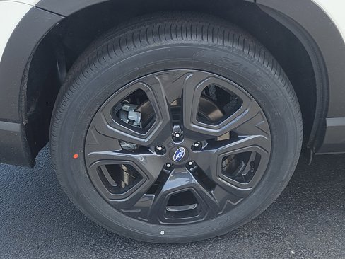 New 2025 Subaru Ascent Bronze Edition image 3