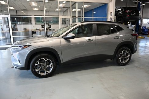 New 2025 Chevrolet Trax LT image 7