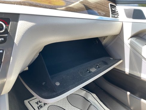Used 2015 Hyundai Genesis 3.8 image 21