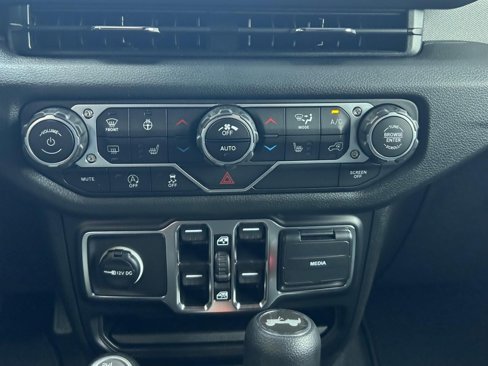 New 2025 Jeep Wrangler Unlimited Sport image 15