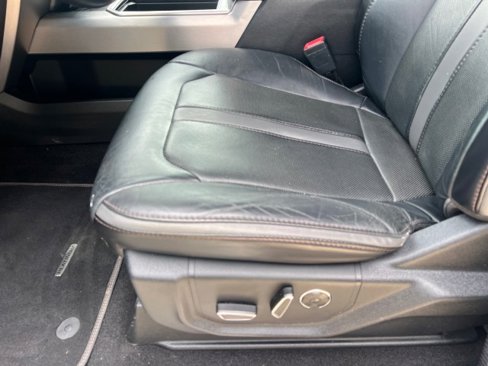 Used 2019 Ford F250 Platinum w/ Platinum Ultimate Package image 22