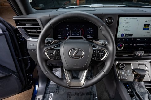 Used 2025 Lexus GX 550 w/ Cold Area Package image 19