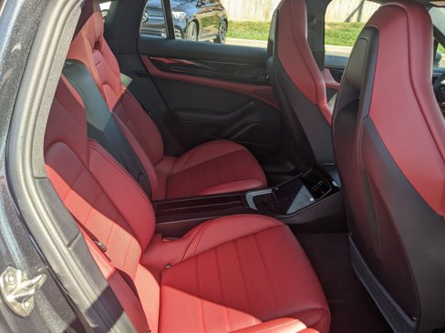 Used 2025 Porsche Panamera 4 image 36