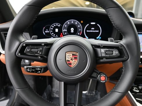 Certified 2025 Porsche 911 Carrera image 26