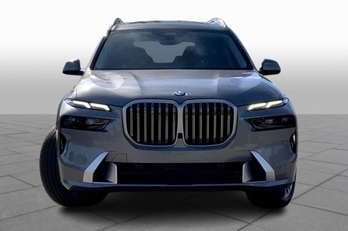 Used 2024 BMW X7 xDrive40i w/ Premium Package image 3