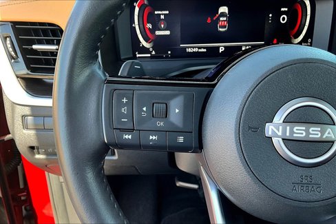 Used 2023 Nissan Rogue Platinum w/ Platinum Premium Package image 14