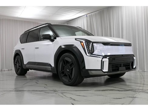 New 2026 Kia EV9 GT-Line image 2