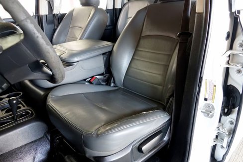Used 2018 RAM 3500 Tradesman w/ Chrome Appearance Group image 48
