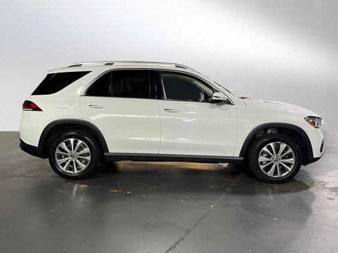 Used 2021 Mercedes-Benz GLE 350 4MATIC image 2
