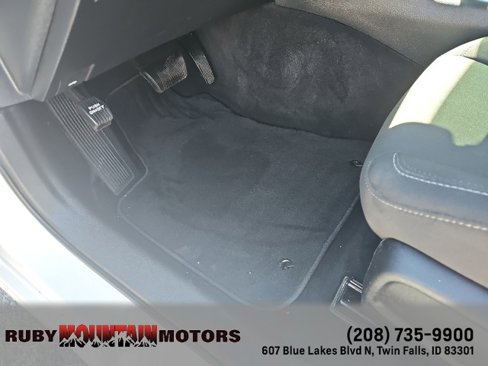 Used 2022 Dodge Charger GT image 11